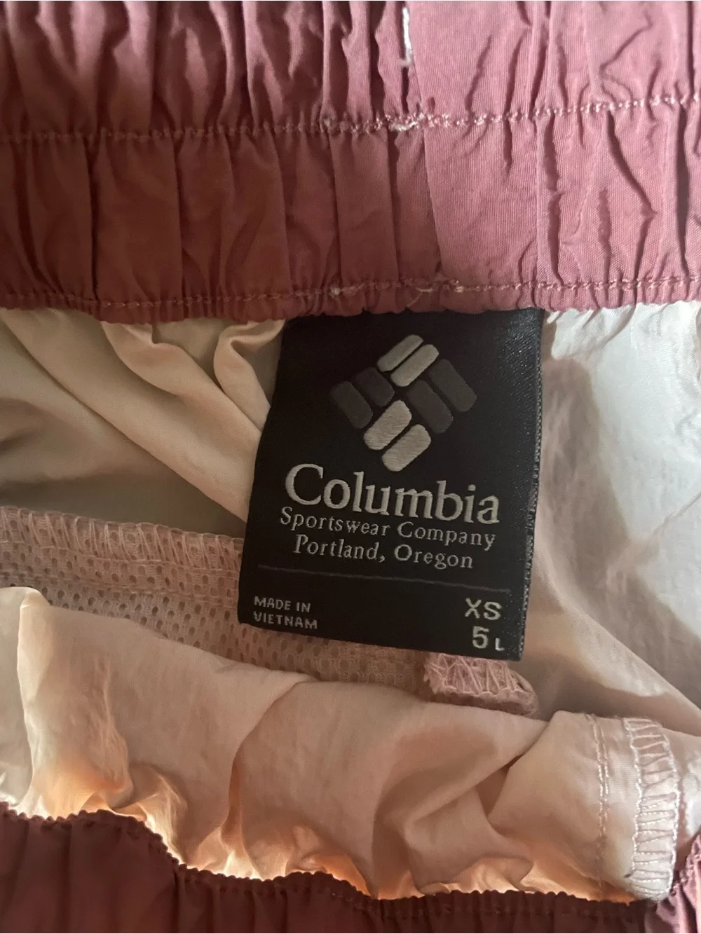 Columbia Lightweight Pull-On Shorts in Dusty Rose and Cream